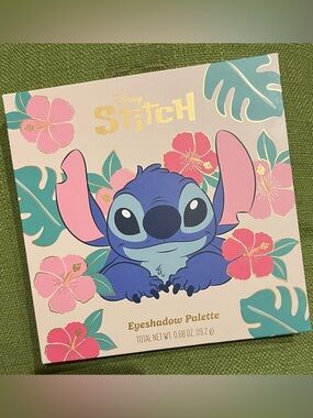STITCH Eyeshadow Palette